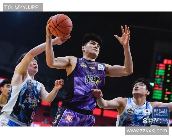 CBA激战四川队迎战福建队双方全力争胜展现篮球魅力与团队精神 CBA激战四川队迎战福建队双方全力争胜展现篮球魅力与团队精神